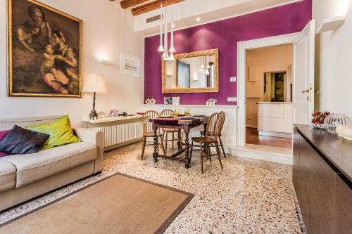 This photo about Venice Dream House shared on HyHotel.com