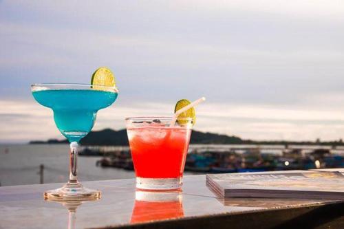 This photo about I Na Seaview shared on HyHotel.com