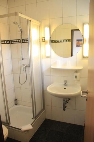 This photo about Hotel Weserschiffchen shared on HyHotel.com