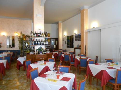 Ресторан, Albergo La Vela in Рапалло Ресторан, Albergo La Vela in Рапалло