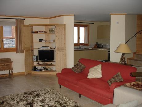 Kitchen, Chalet Arc-en-Ciel in Raerettes Kitchen, Chalet Arc-en-Ciel in Raerettes