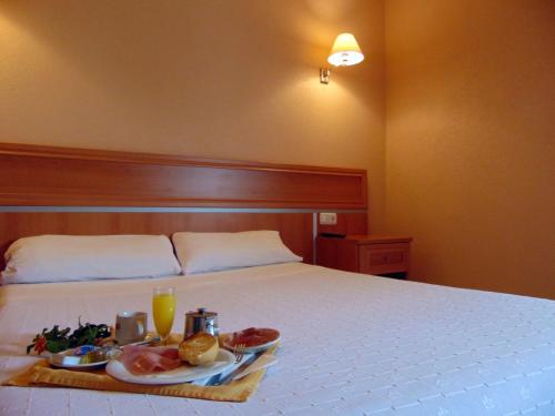 This photo about Hotel Restaurante La Rabida shared on HyHotel.com