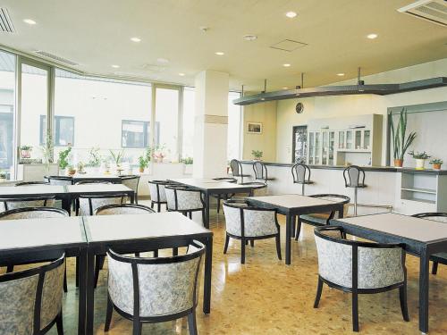 餐廳, 申富來登飯店 (Hotel Sunfuraton) near 葡萄汁工廠武道之丘資訊中心 餐廳, 申富來登飯店 (Hotel Sunfuraton) near 葡萄汁工廠武道之丘資訊中心