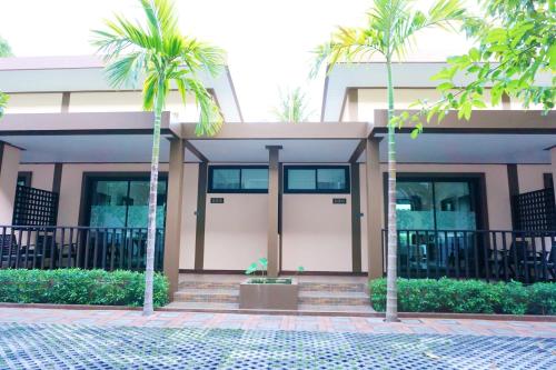 ラマイ イン 99 バンガロウ16