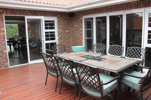 Waves Guest House in Jeffreys Bay Waves Guest House in Jeffreys Bay