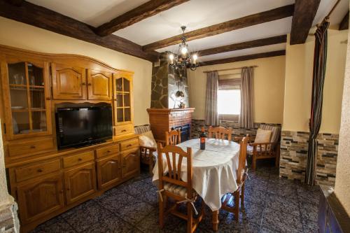 Alojamientos Rurales Benarum con Spa in Alpujarra De La Sierra Alojamientos Rurales Benarum con Spa in Alpujarra De La Sierra