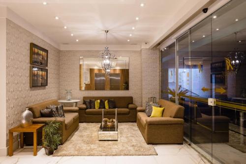 Lobby, Vox Hotel in Parque Barreto Lobby, Vox Hotel in Parque Barreto