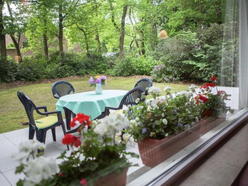 Terraza/balcón, This atmospheric holiday home in Genk City Center Terraza/balcón, This atmospheric holiday home in Genk City Center