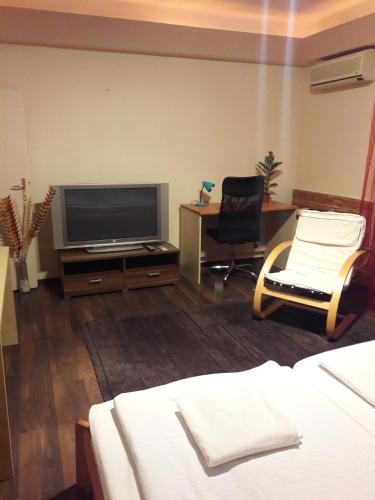 Home Apartman in เซสตาเคิร์ต Home Apartman in เซสตาเคิร์ต