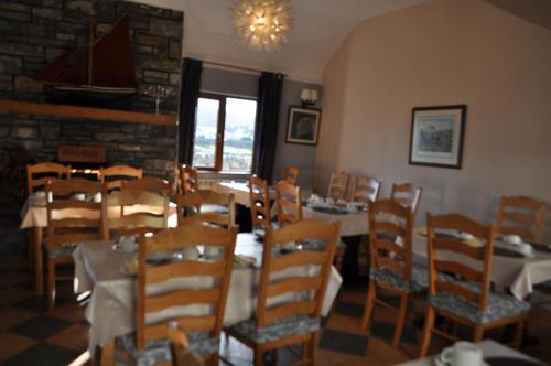 Étterem, Inisheer Hotel (Óstán Inis Oírr) (Inisheer Hotel (Ostan Inis Oirr)) in Inis Mor Étterem, Inisheer Hotel (Óstán Inis Oírr) (Inisheer Hotel (Ostan Inis Oirr)) in Inis Mor