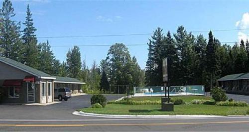 在meiguo.com看到的Capri Motel的介绍图片