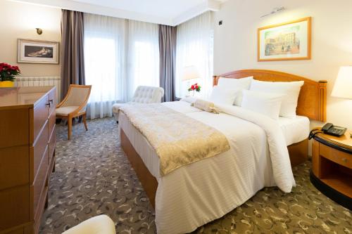 Hotel Sterling Garni in Voždovac Hotel Sterling Garni in Voždovac