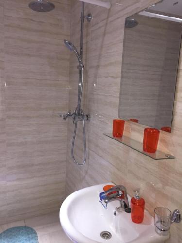 This photo about RedWood Place shared on HyHotel.com