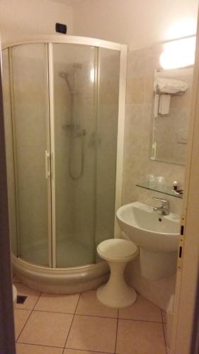 Baño, Hotel Cavour in Asti Baño, Hotel Cavour in Asti