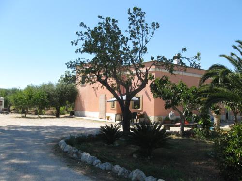 Entrance, Villa Rita Bed & Breakfast in Campi Salentina Entrance, Villa Rita Bed & Breakfast in Campi Salentina