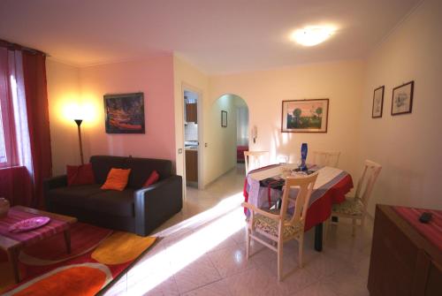 This photo about Appartamento Corso Inglesi shared on HyHotel.com