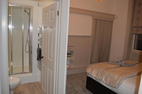 Banheiro, Ground Floor City Retreat in Bathwick Banheiro, Ground Floor City Retreat in Bathwick