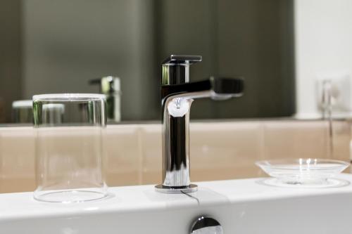 This photo about LaHouse Rome shared on HyHotel.com