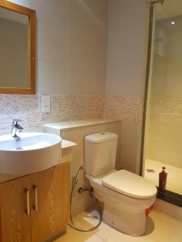 Bilik Mandi, Sea & City View Luxury Apartment in Port Louis Bilik Mandi, Sea & City View Luxury Apartment in Port Louis