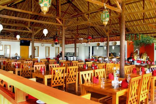 Nourriture et boissons, Grand Royal BIL Hotel in Praya Nourriture et boissons, Grand Royal BIL Hotel in Praya