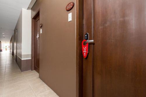 This photo about ZEN Rooms Cortes Street shared on HyHotel.com