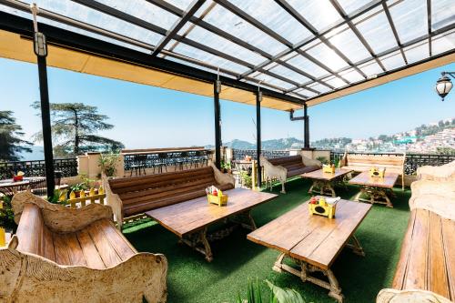 مطعم, Hotel Willow Banks Shimla in شيملا مطعم, Hotel Willow Banks Shimla in شيملا