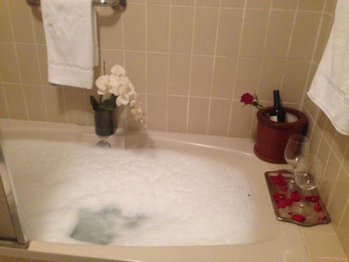 This photo about Sonho Verde Guest House shared on HyHotel.com