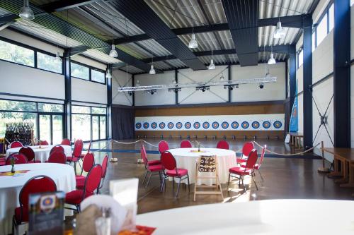 Banketzaal, Ringhotel Landhaus Nicolai "Hotel Garni" in Lohmen Banketzaal, Ringhotel Landhaus Nicolai "Hotel Garni" in Lohmen