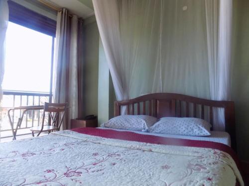 This photo about Hotel Shine Sunet shared on HyHotel.com