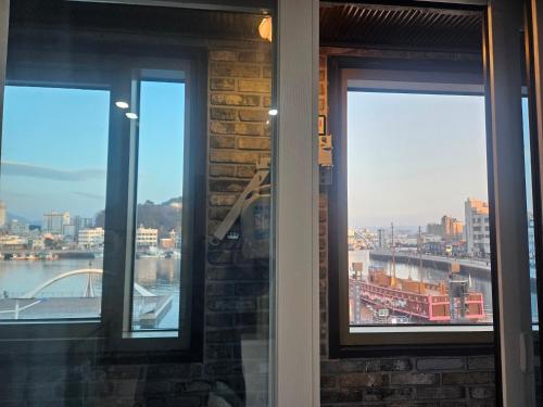 Balcony/terrace, 아름다운호텔 in Tongyeong-si Balcony/terrace, 아름다운호텔 in Tongyeong-si