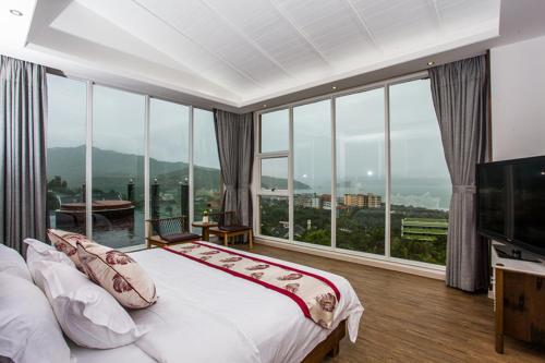 This photo about Azure Bay Resort shared on HyHotel.com