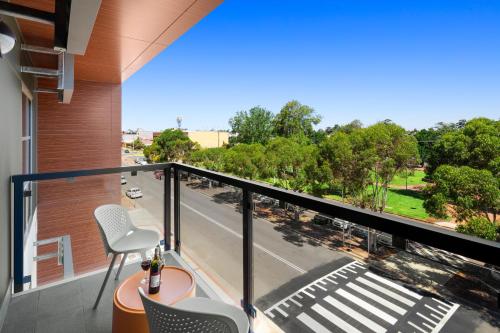 Balcony/terrace, Quest Griffith in Griffith Balcony/terrace, Quest Griffith in Griffith