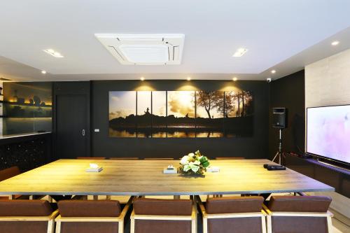 Business center, Hatyai Signature Hotel in Hat Yai University Business center, Hatyai Signature Hotel in Hat Yai University