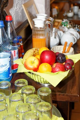 Ételek és italok, Hotel Huttl - Garni in Worms városközpont Ételek és italok, Hotel Huttl - Garni in Worms városközpont