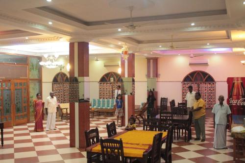 外部景觀, Chettinaadu Narayana Vilas in 卡娜杜卡塘 外部景觀, Chettinaadu Narayana Vilas in 卡娜杜卡塘