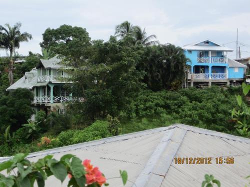 Exterior view, onelovecottagetobago upstairs apartment in Scarborough Exterior view, onelovecottagetobago upstairs apartment in Scarborough