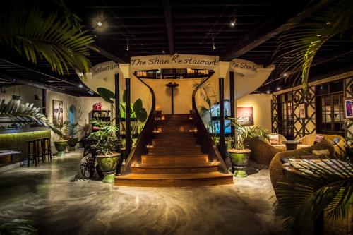 Bar/Bekleme Salonu, ViewPoint Ecolodge in Inle Lake Bar/Bekleme Salonu, ViewPoint Ecolodge in Inle Lake