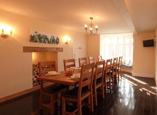 Instalaciones, Plas Rhiwlas in Machynlleth Instalaciones, Plas Rhiwlas in Machynlleth