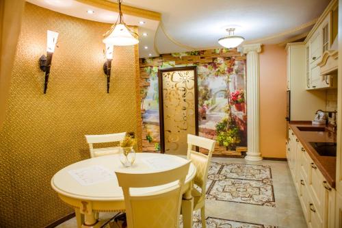Luxury Apartment on Krasnoarmeyskaya 118a in Yoshkar Ola Luxury Apartment on Krasnoarmeyskaya 118a in Yoshkar Ola