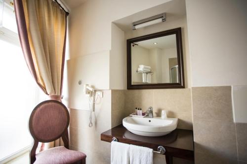 Bagno, Hotel dei Coloniali in Siracusa Bagno, Hotel dei Coloniali in Siracusa