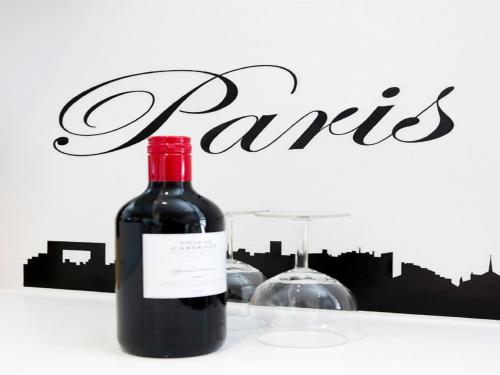 This photo about Position Perfect Carlton shared on HyHotel.com