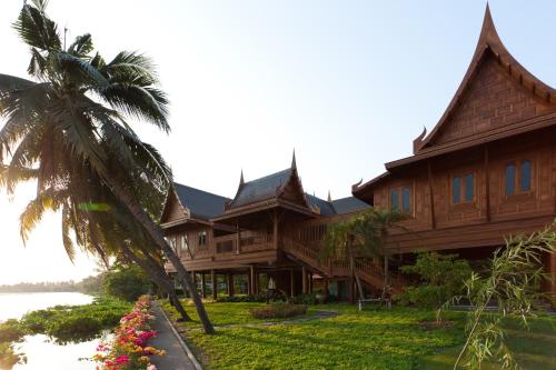 อาร์เค ริเวอร์ไซด์ รีสอร์ต แอนด์ สปา (เรือนเครือวัลย์) (RK Riverside Resort and Spa (Reon Kruewal)) in นครชัยศรี อาร์เค ริเวอร์ไซด์ รีสอร์ต แอนด์ สปา (เรือนเครือวัลย์) (RK Riverside Resort and Spa (Reon Kruewal)) in นครชัยศรี