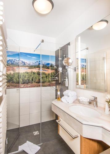 This photo about Hotel Zauchensee Zentral shared on HyHotel.com