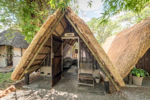 Entrada, Victoria Falls Backpackers Lodge in Victoria Falls Entrada, Victoria Falls Backpackers Lodge in Victoria Falls