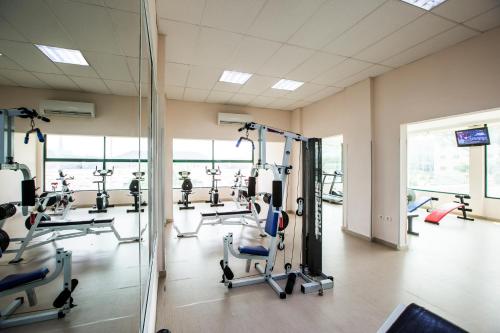 מרכז כושר, Mikhael's Hotel in ברזוויל מרכז כושר, Mikhael's Hotel in ברזוויל