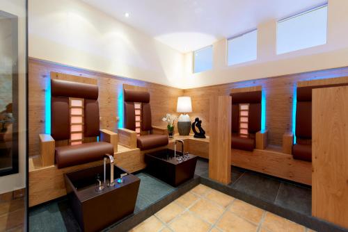 Spa, Das Hotel Eden - Das Aktiv- & Wohlfuhlhotel in Tirol auf 1200m Hohe in Seefeld Spa, Das Hotel Eden - Das Aktiv- & Wohlfuhlhotel in Tirol auf 1200m Hohe in Seefeld