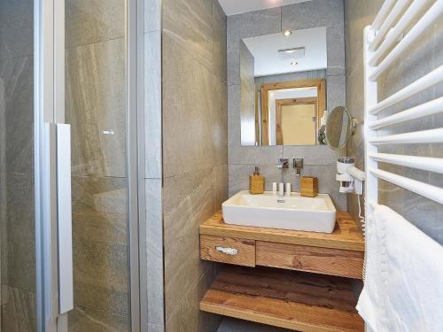 This photo about Apartment Superior Apartment 5 Personen shared on HyHotel.com