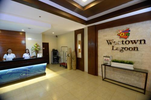 ردهة, MO2 Lagoon Coron in كورون ردهة, MO2 Lagoon Coron in كورون