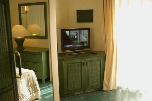 This photo about Hotel Baia Dei Faraglioni shared on HyHotel.com