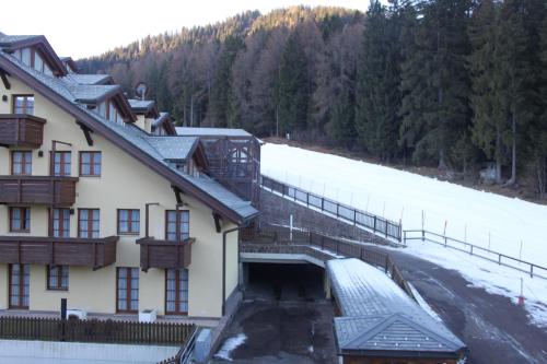 This photo about Rta Nevesole Folgarida shared on HyHotel.com